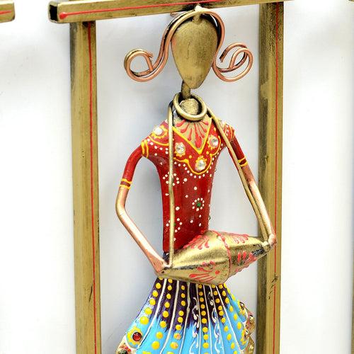 Lady Musician S/3 Iron Wall Frame