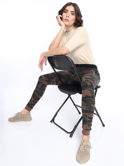 Women Camo Jogger