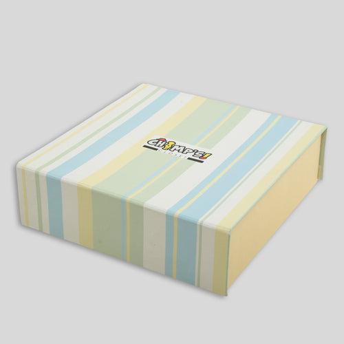 New Born Gift Box in Organic Cotton in Star Print