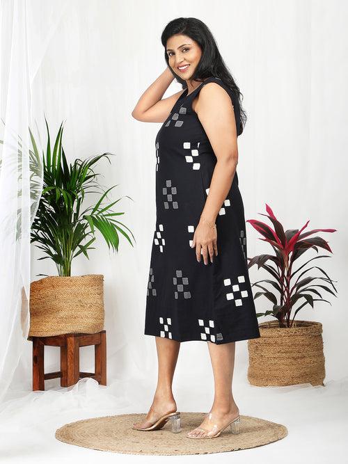 Paridhi Black Cotton Sleeveless Midi Dress