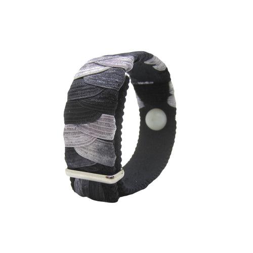 Anti Anxiety Bracelet-Adjustable Calming Acupressure Band-Improves Balance B/W