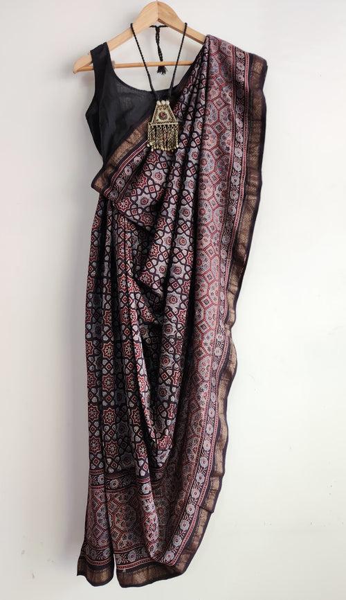 'SIKANDAR BEGUM: Black' Ajrakh on handwoven Maheshwari