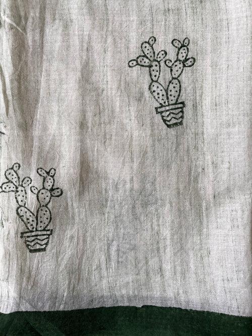 'WOODSY ELEGANCE' Hand block printed cotton