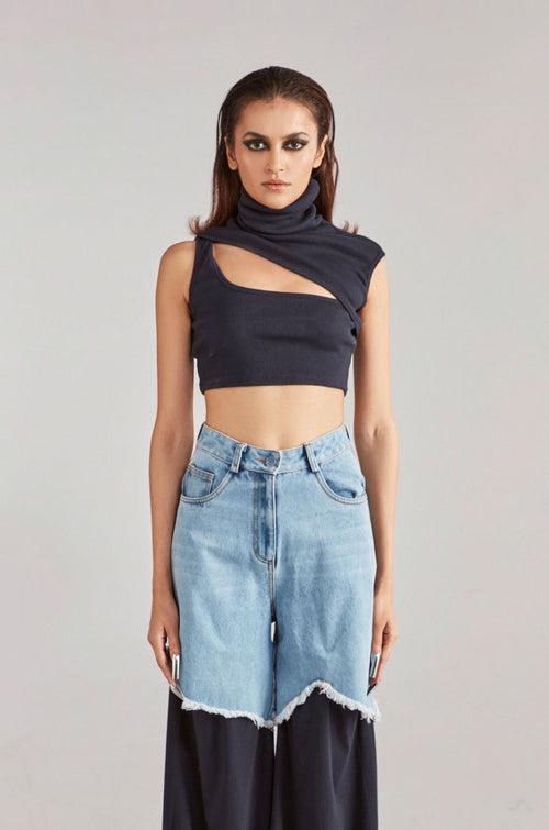 TURTLENECK CROP TOP