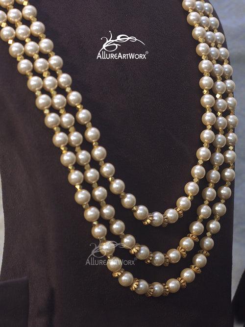 Pearl Neckpiece