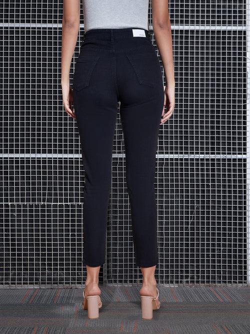 Women Black Denim Premium Relax Jeans