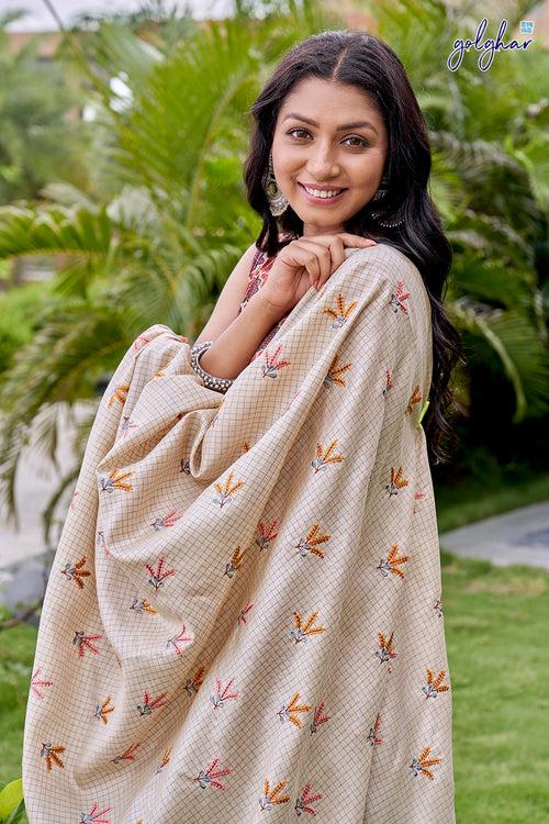 Bene-e-tint(Saree)