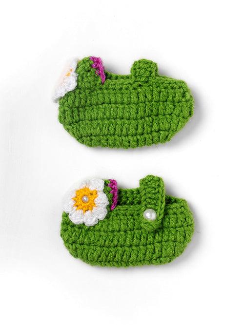 flower design Booties - Green & White