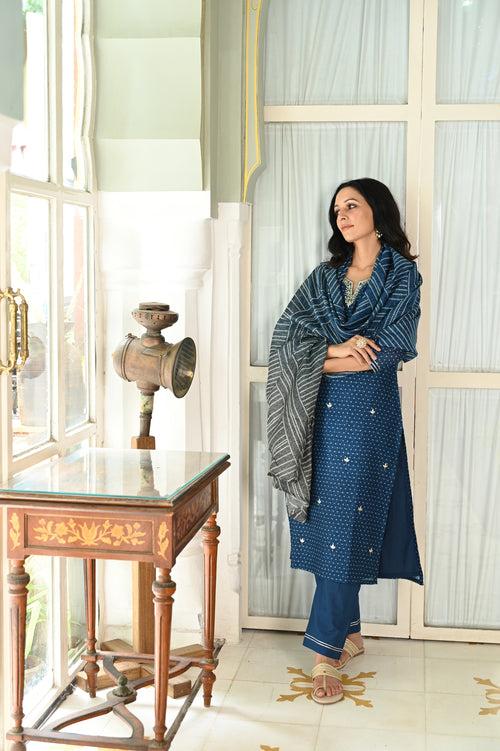 Grey Azeez Chanderi Kurta With Pant And Dupatta