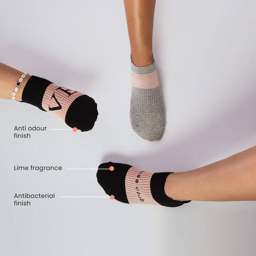 Performance Socks - Set of 3