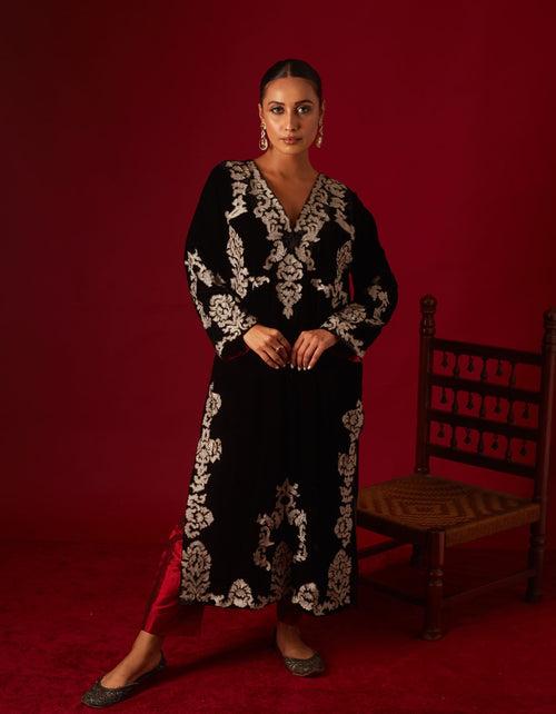 Velvet Kurta Set In Black