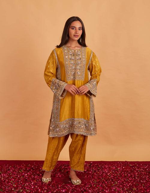 Gulaab Heavy Kurta Set In Mustard