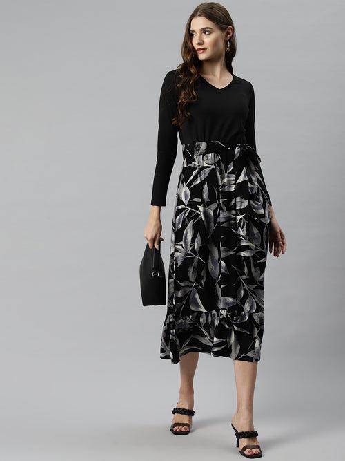 Black and Grey Floral Print A-Line Tiered Midi Dress with Belt