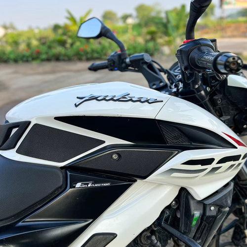 MaxxGripp Tank Grip for Bajaj Pulsar NS