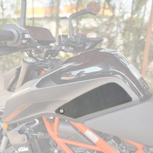 MaxxGripp Tank Grip for KTM Duke Gen.2