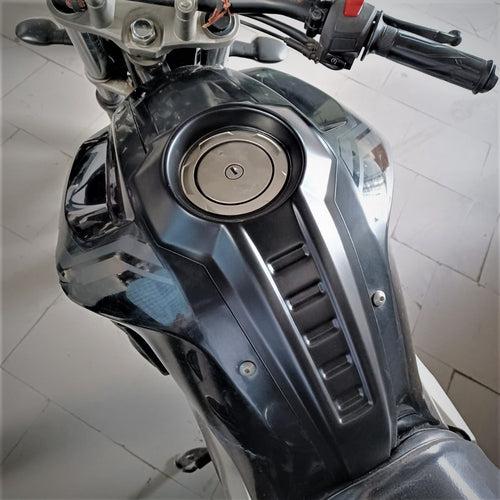 TankTie for Yamaha FZ V2