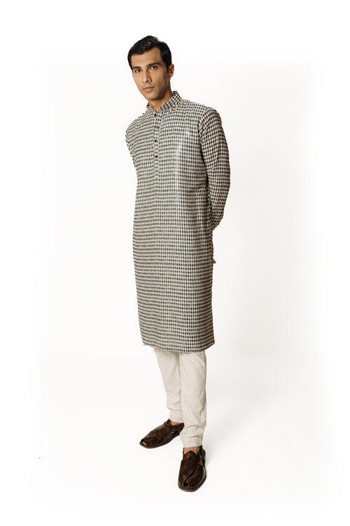 IVORY AND BLACK DIAMOND PRINTED KURTA SET