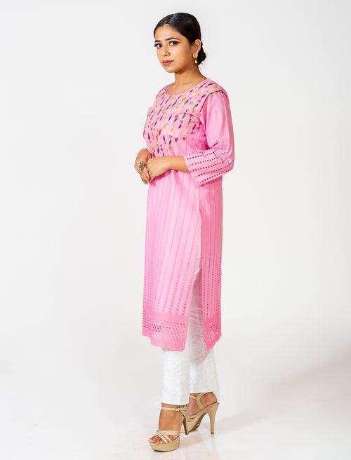 Pink Kurti Hand Embroided Skin Friendly Hakoba  Cotton Chikankari Lucknow Chikan Emporium.