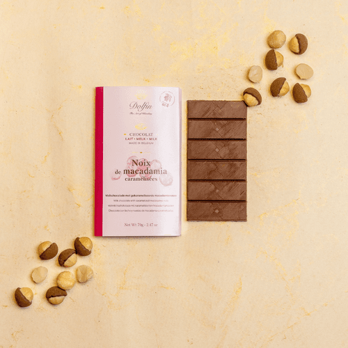 Dolfin Milk chocolate with Caramelized Macadamia Nuts