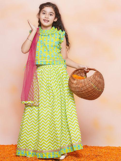 Girls Cotton Floral Print Sleeveless Green Lehenga Choli Set