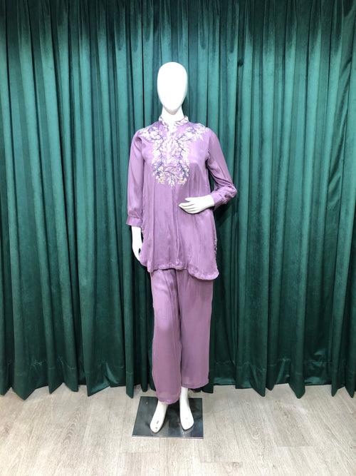 Mauve Chinon Coord Set With Thread And Moti