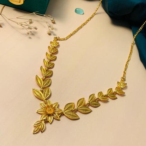 High Quality Gold Plated Floral Necklace