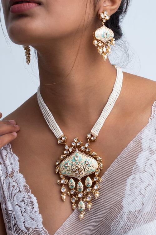 Opulent Dangles Polki Necklace with Earrings