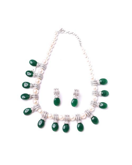 String of Emeralds Necklace Set