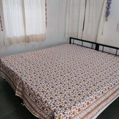 White Base  & Yellow Jaal Pattern Printed Bedspread