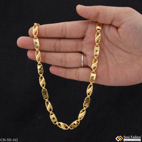 Kohli Nawabi Etched Design High-Quality Gold Plated Chain for Men - Style D162