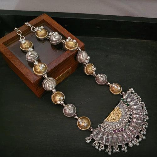 TRIBAL SILVER PLATED NECKLACE WITH EARRINGS