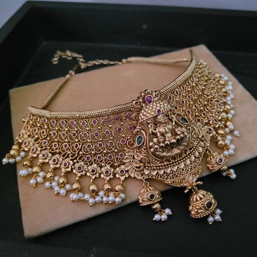 TEMPLE EXCLUSIVE FINEST QUALITY CHOKER WITH EARRINGS