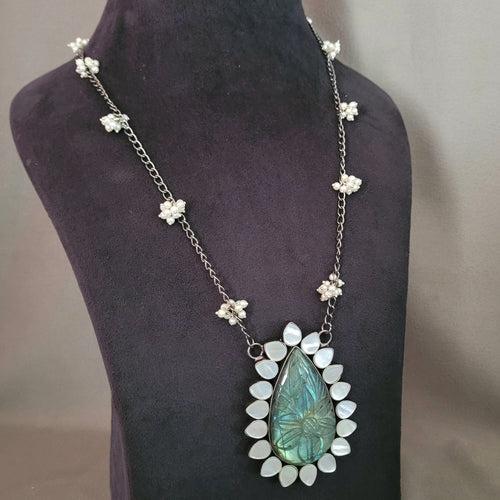 REAL LABRADORITE AND MOTHER OF PEARL EXCLUSIVE NECKPIECE