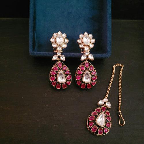 FINEST QUALITY POLKI KUNDAN EARRINGS AND MAANGTIKA