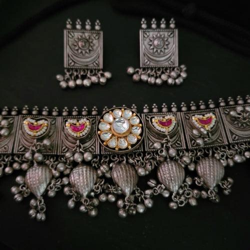 EXCLUSIVE TRIBAL SILVER PLATED POLKI KUNDAN NECKLACE WITH EARRINGS