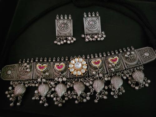 EXCLUSIVE TRIBAL SILVER PLATED POLKI KUNDAN NECKLACE WITH EARRINGS