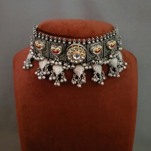 EXCLUSIVE TRIBAL SILVER PLATED POLKI KUNDAN NECKLACE WITH EARRINGS