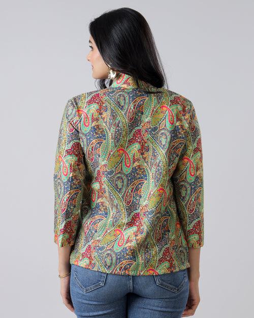 Seamless Comfort: Paisley Jacket for Women