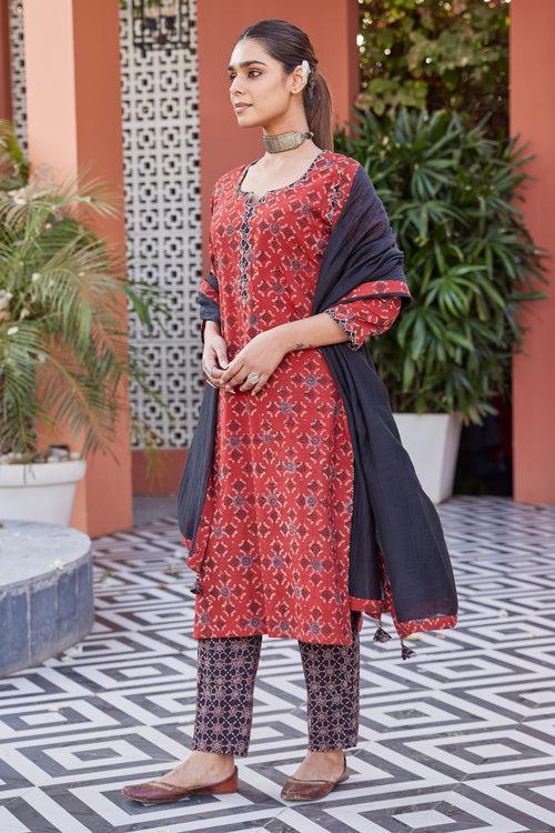 Solid Black Cotton Dupatta With Ajrakh Border