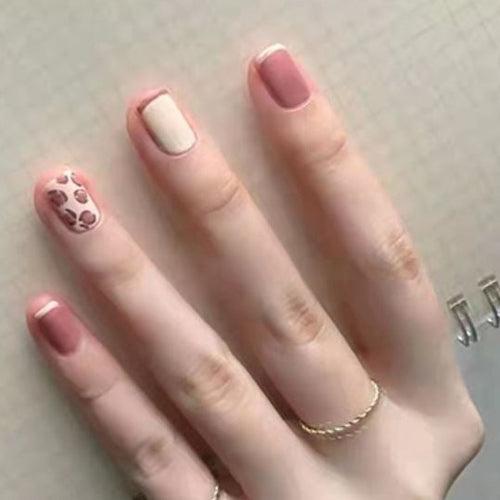 Nailamour Dusky Pink Leopard Print on White Artificial Nail Kit - 24pcs