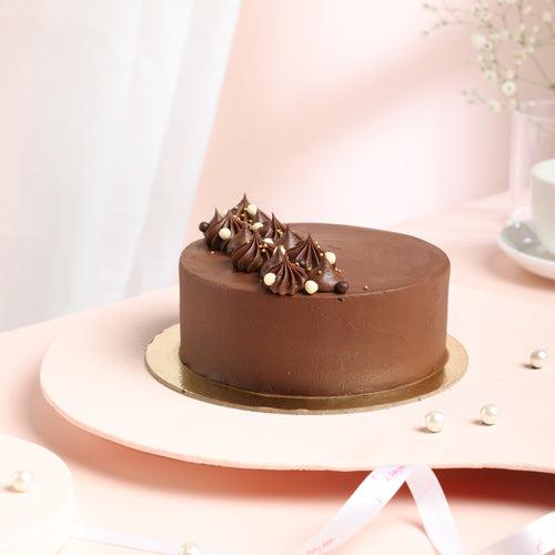 The Swiss Chocolate Cake (Eggless)