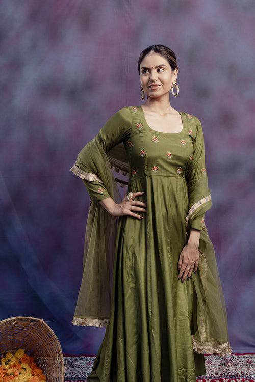 Green Silk Embroiderry Suit Sets