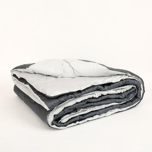 Jennat Quilted Reversible Comforter