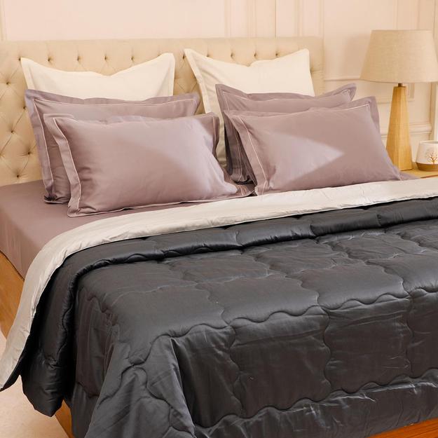 Jennat Quilted Reversible Comforter