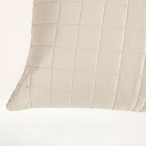 Vaani Quilted Reversible Bedspread Set