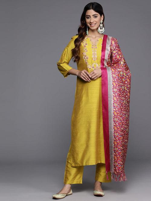 Varanga Women Yellow Straight Emroidered Kurta With Printed Bottom