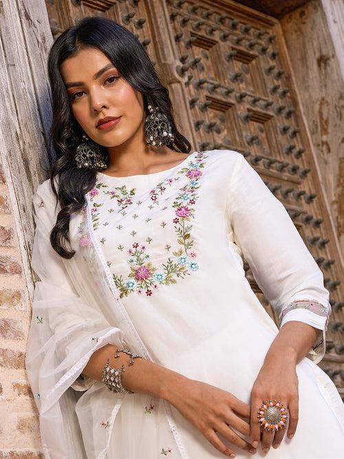 Solid Resham Embroidered kurta with Pants & Resham Embroidered Organza Dupatta