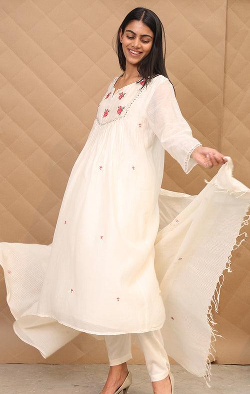 Pearl Toned Chanderi Kurta with slip, pants and dupatta