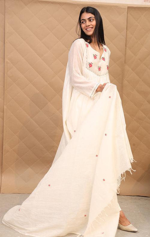 Pearl Toned Chanderi Kurta with slip, pants and dupatta