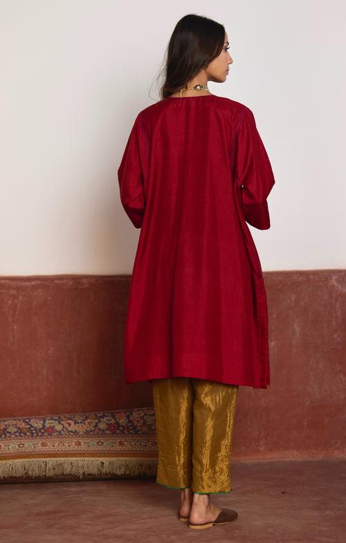 Jhabla Kurta in Red Silk with Gold Tissue Pant